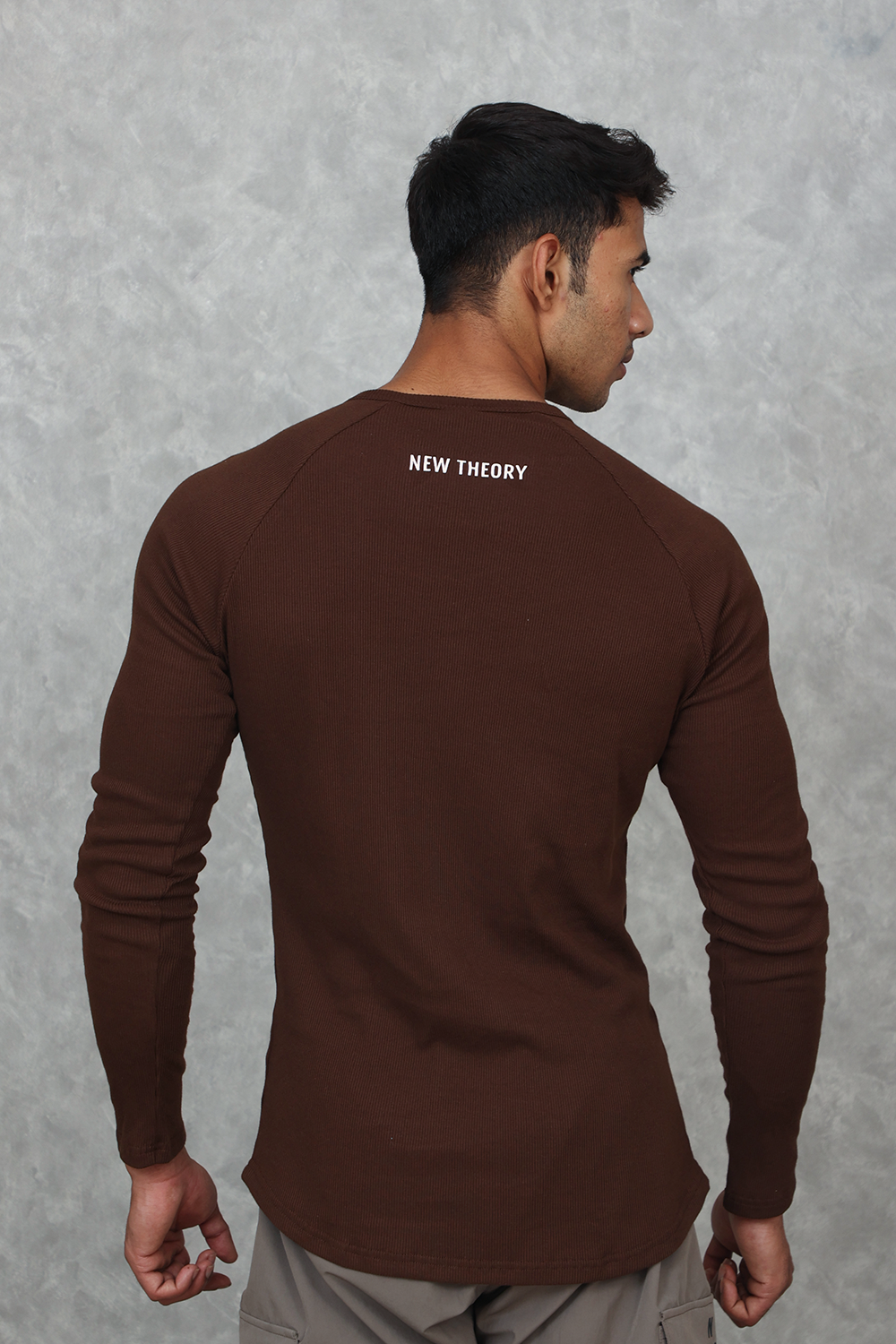 Muscle Up- Ribbed Henley T-shirts - Brown