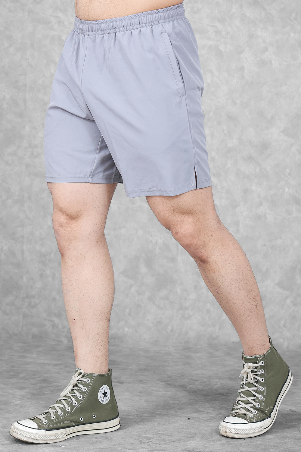 Essential Shorts - Grey