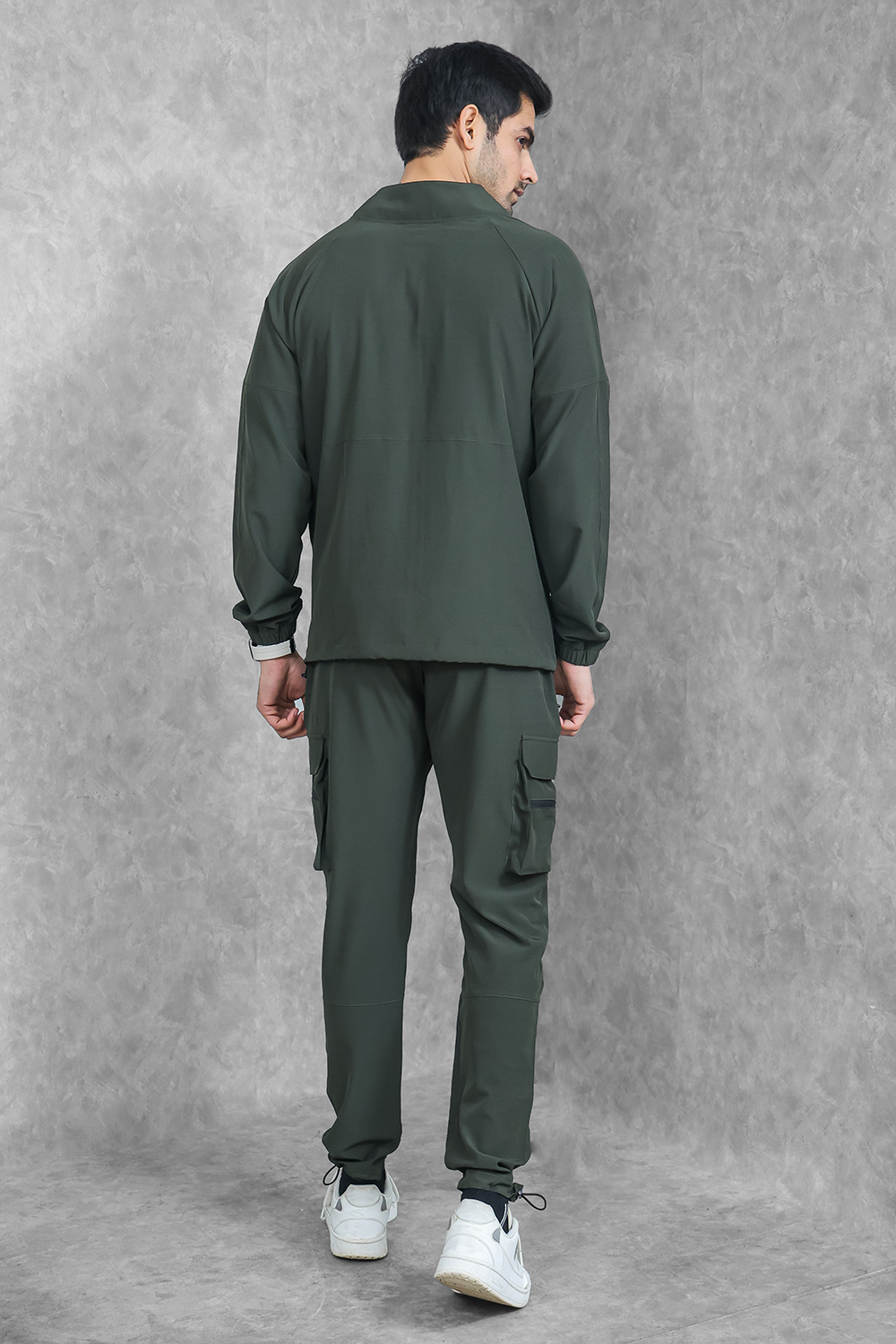 Impact Woven Cargo Tracksuit - Olive