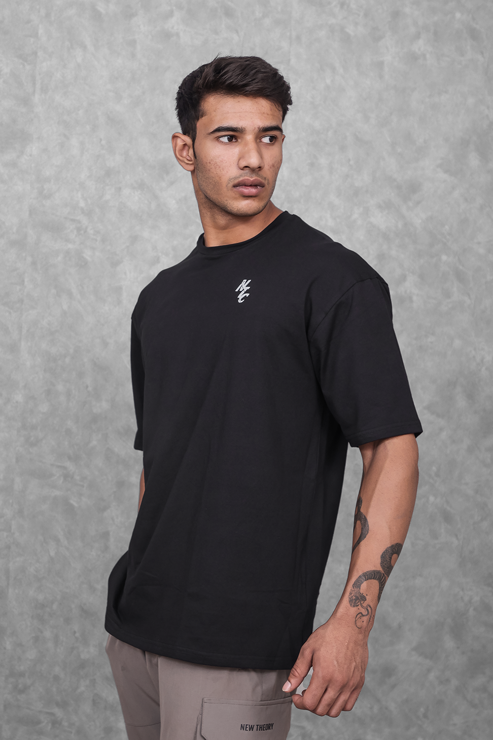 Legacy Oversized T-Shirt - Black