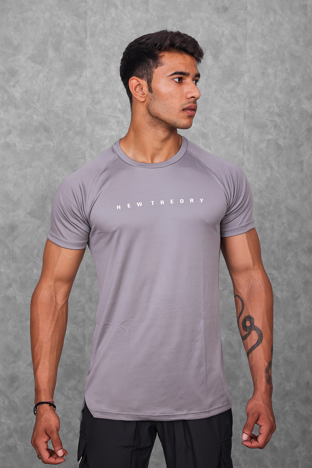 Insignia T-Shirt - Grey