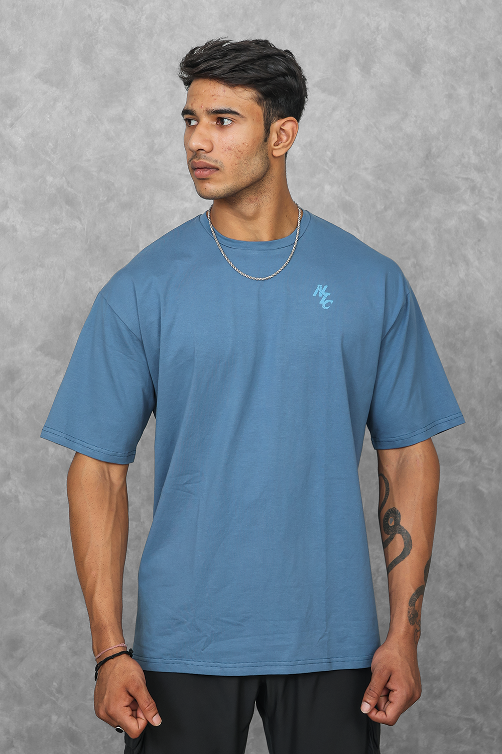 Legacy Oversized T-Shirt - blue