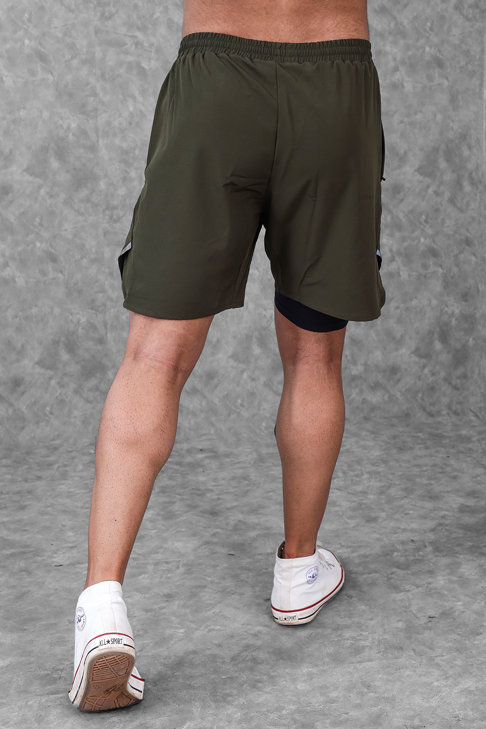 Critical performance Shorts 7 Inch  - Olive