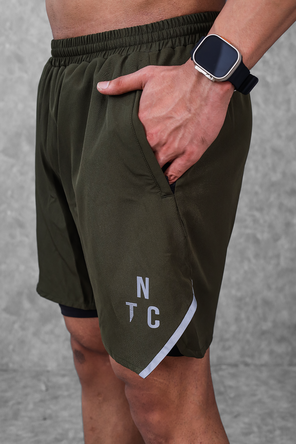 Critical performance Shorts 7 Inch  - Olive