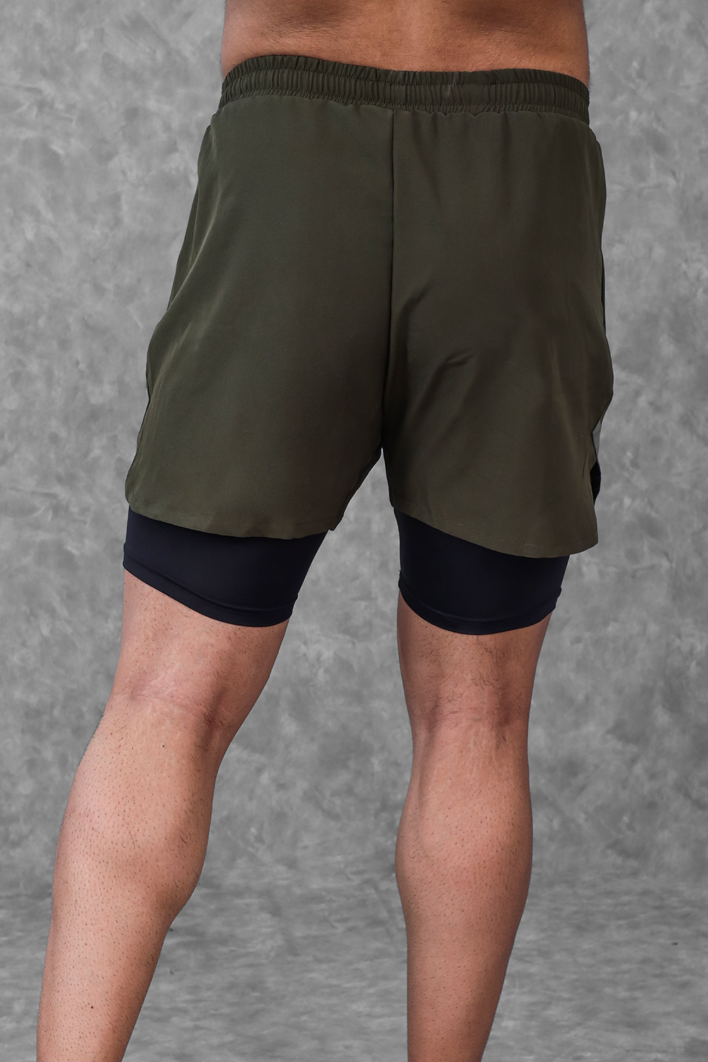 Critical performance Shorts 5 Inch  - Olive