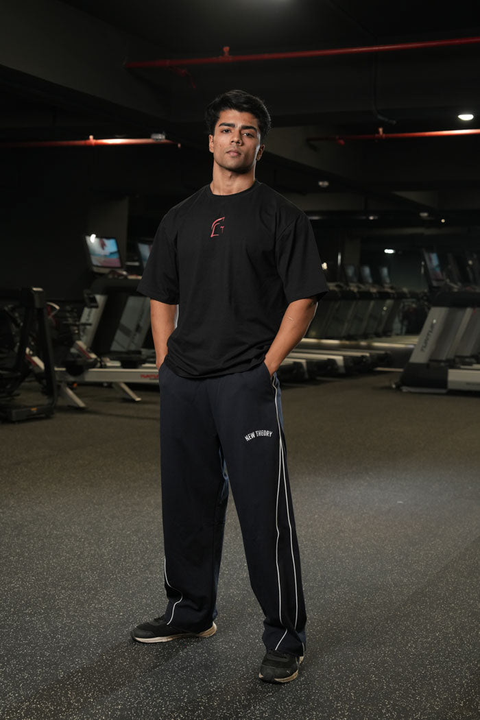 Legacy Oversized T-Shirt-Black