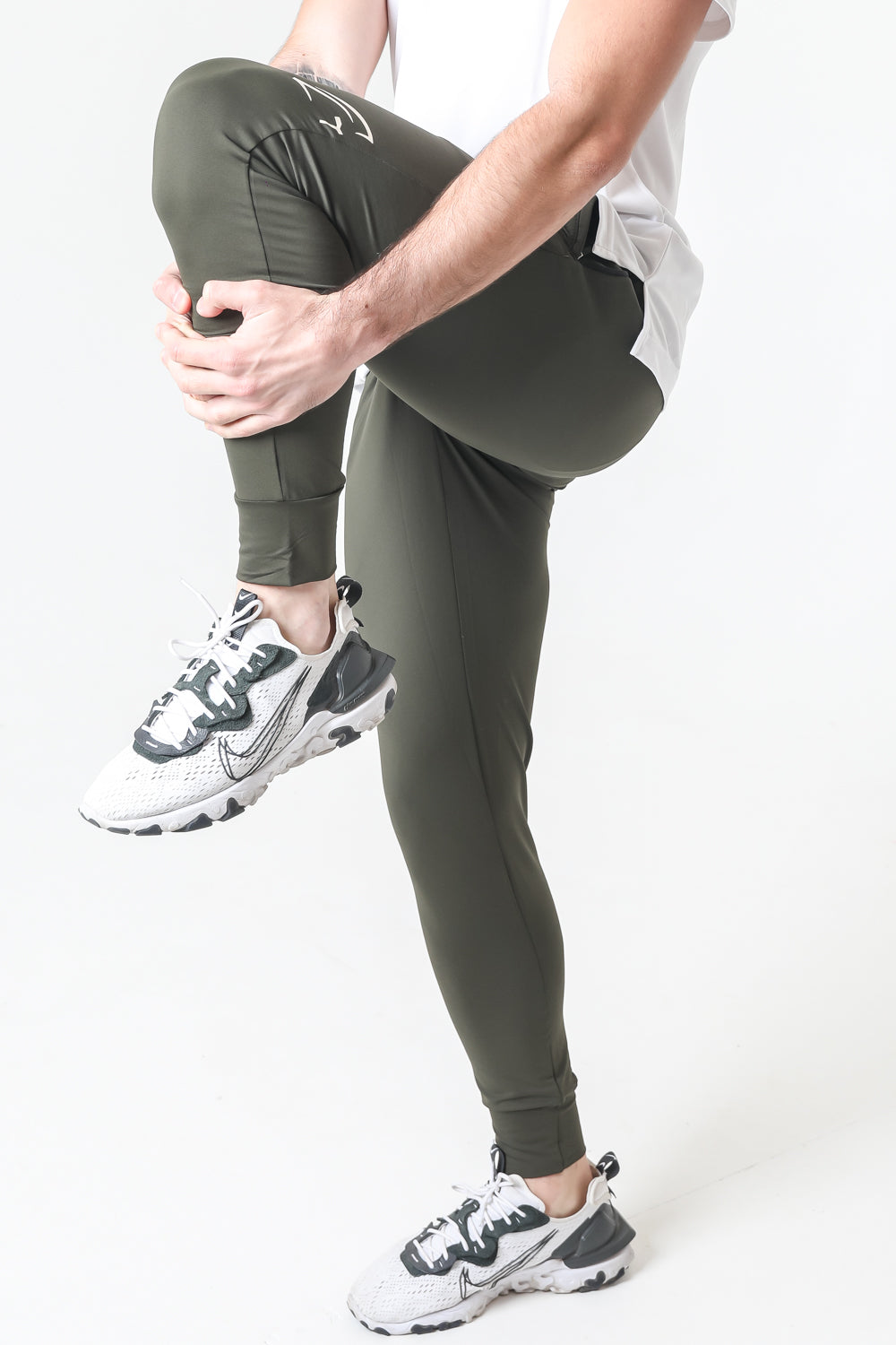 Kryjer X NTC Essential Jogger - Olive