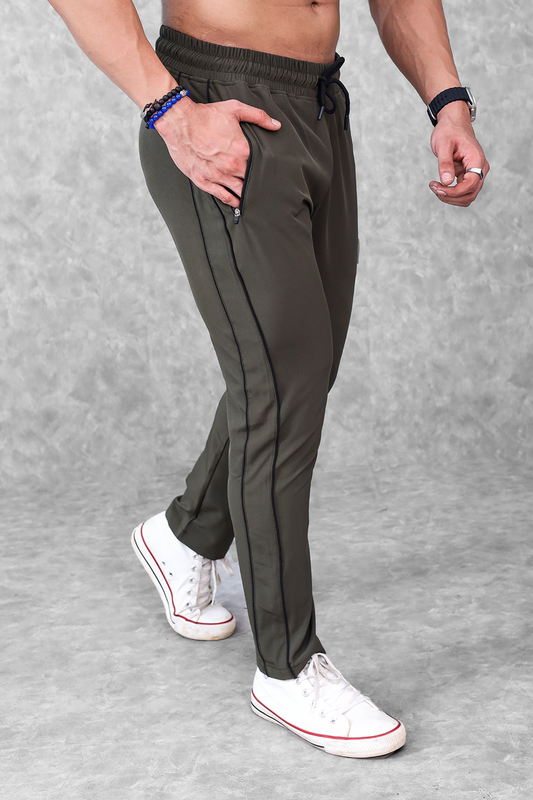 Essential Performance Track pants- Olive